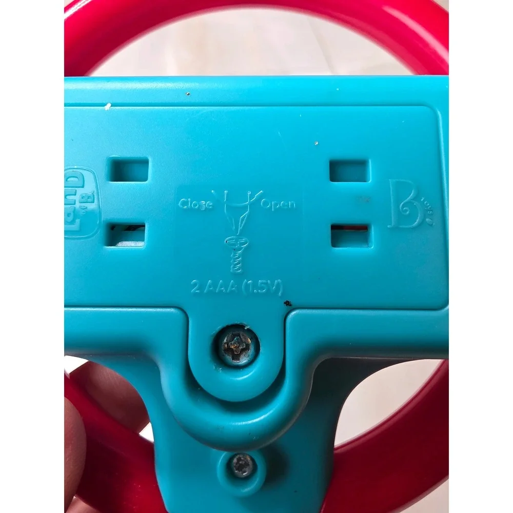 Land of B. by B. toys Woo-Hue Steering Wheel Toy Red Teal Panda Sound‎ Lights G1
